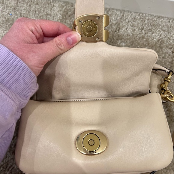 COACH pillow tabby small crossbody bag - Picture 7 of 16